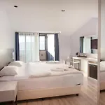 Hotel Sapphire