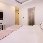 Sapphire Hotel