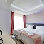 Hotel Sapphire 4*