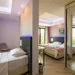 Hotel Sapphire 4*