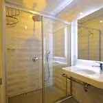 Hotel Sapphire