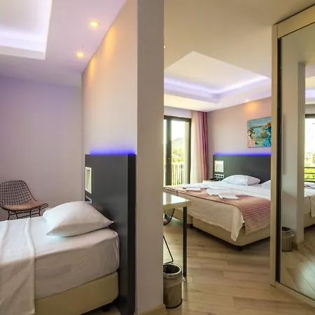Hotel Sapphire 4*